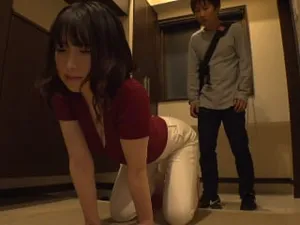 Hẹn hò nhưng không yêu cùng 2 em đồng nghiệp